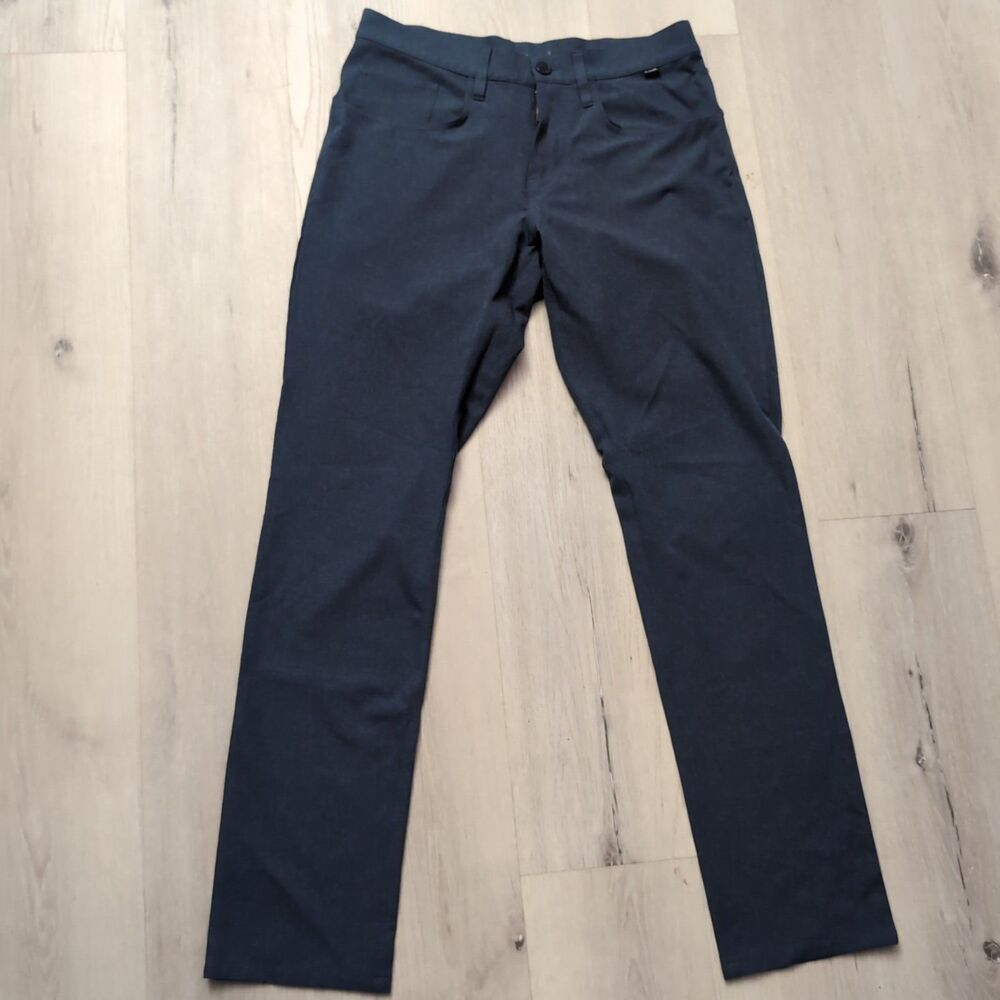 Travis Mathew Golf Pants Mens 30 Open To Close Golf Performance Stretch